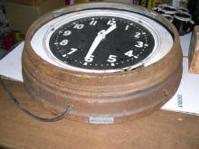 Clock neon Glo Dial